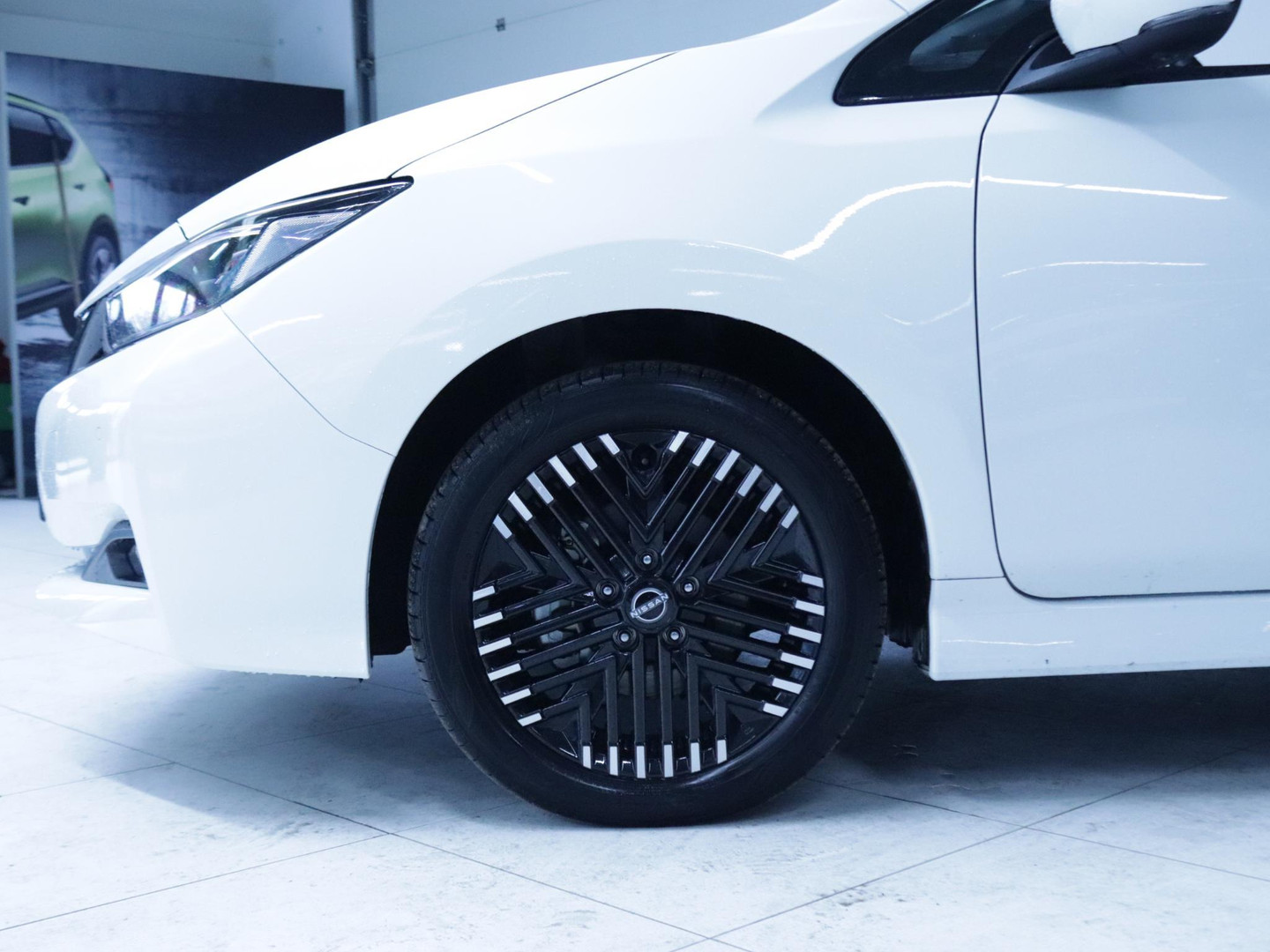 Nissan Nissan