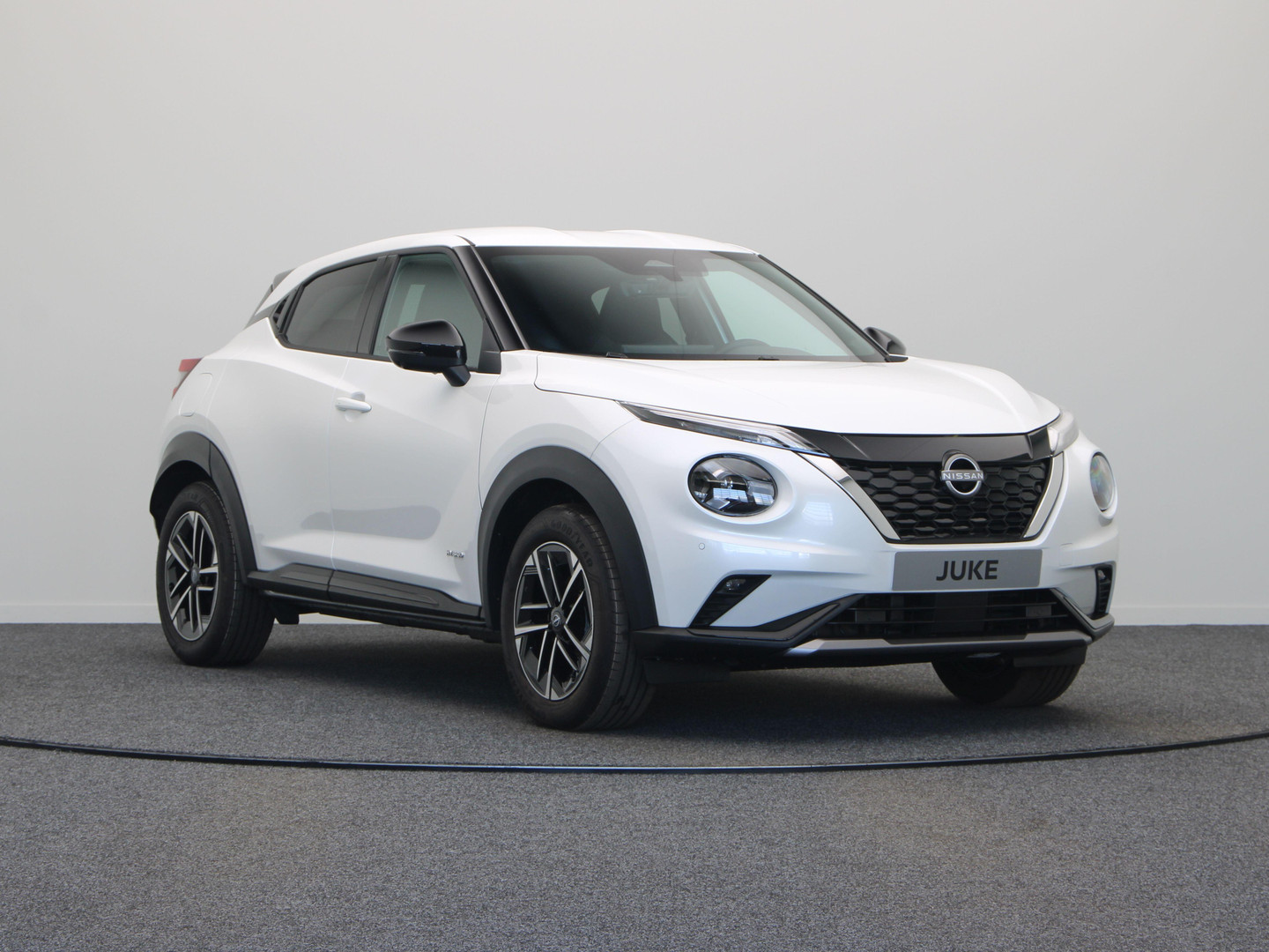 Nissan Nissan