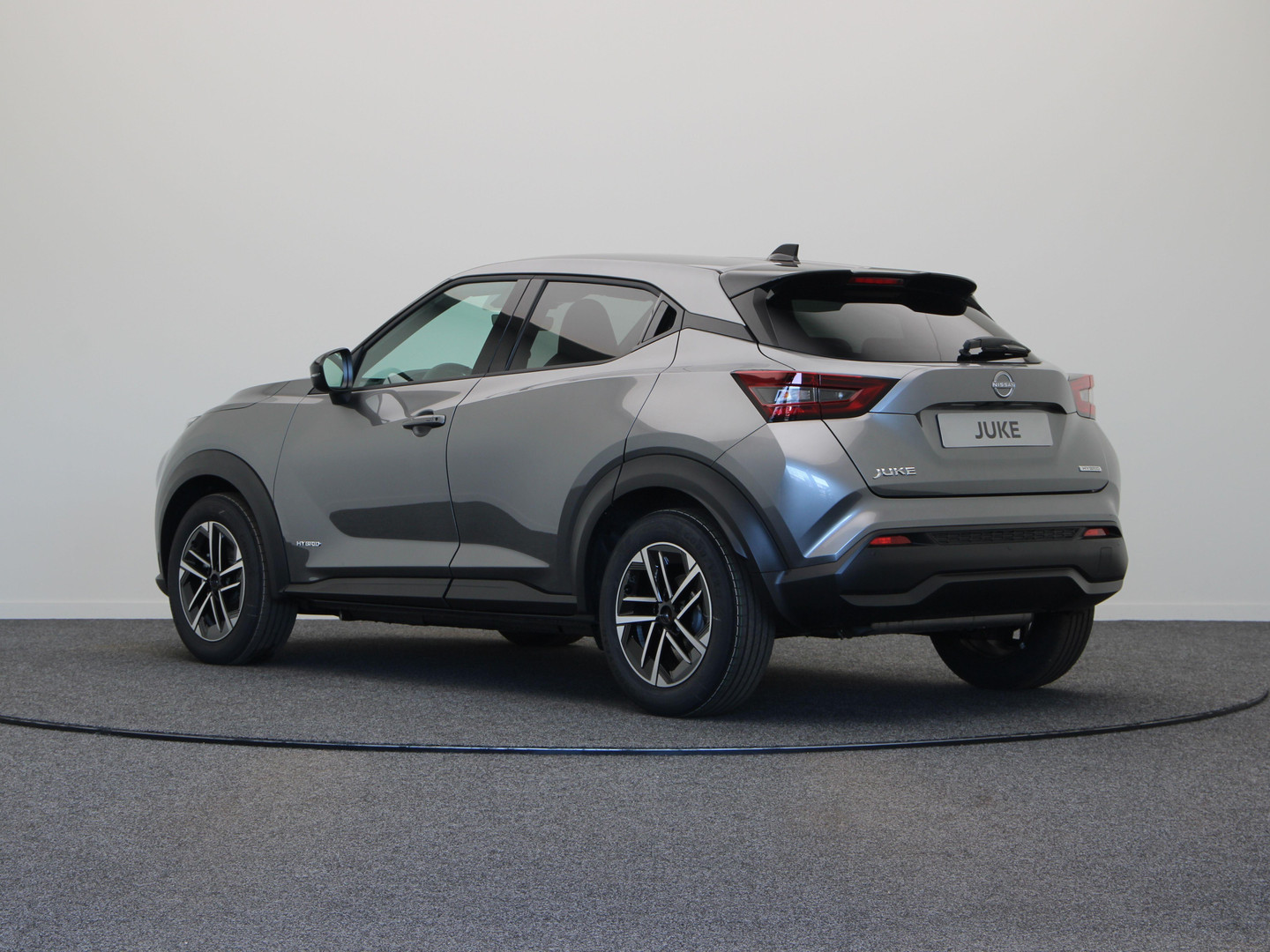 Nissan Nissan