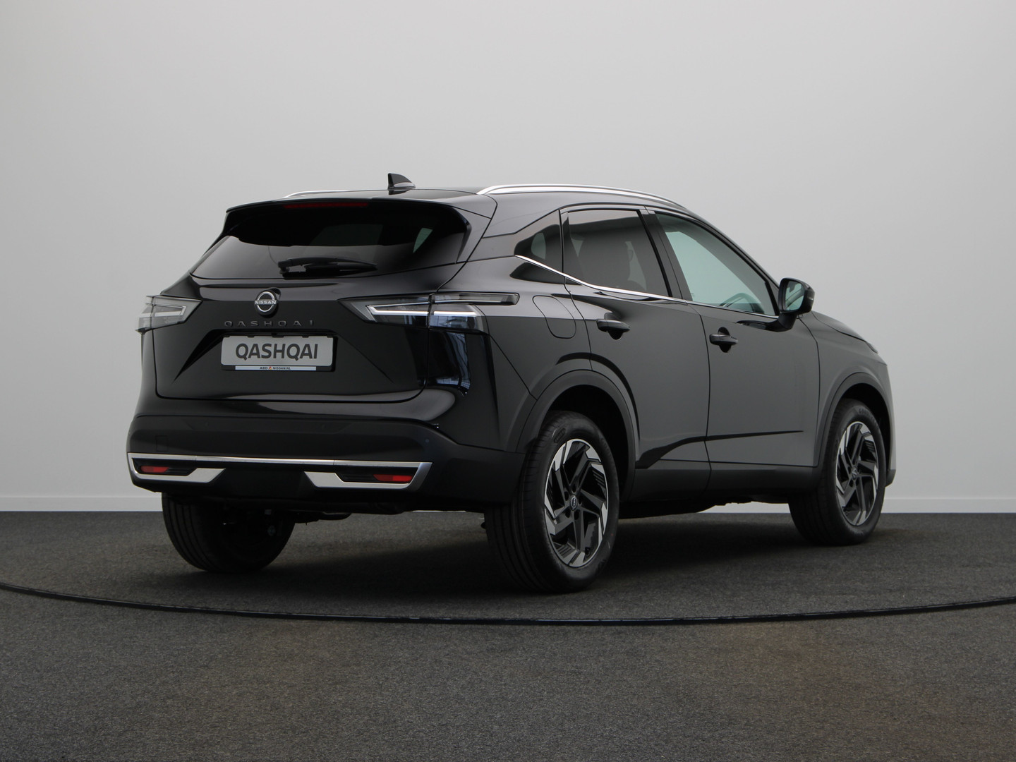 Nissan Nissan