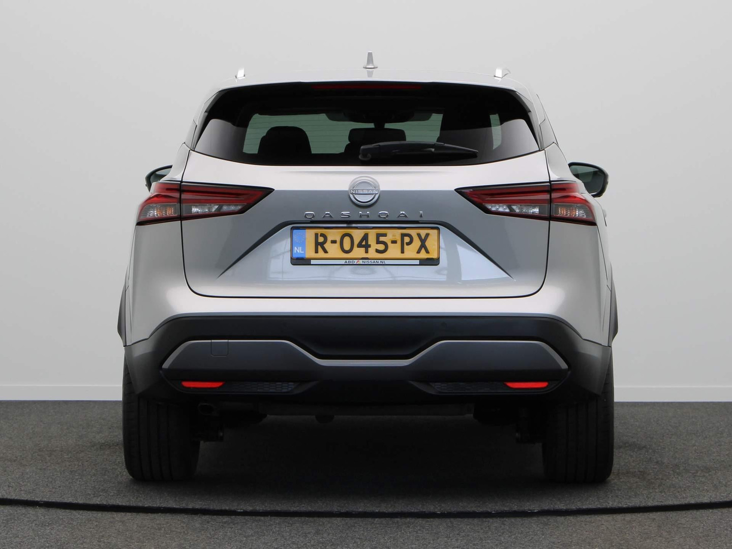 Nissan Nissan