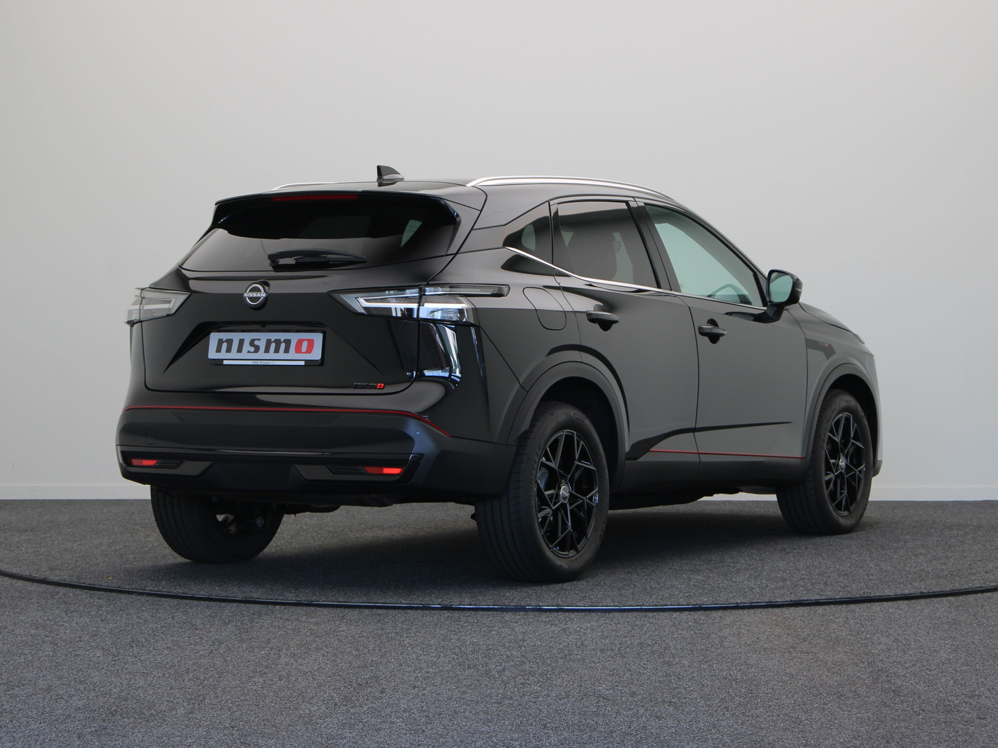 Nissan Nissan