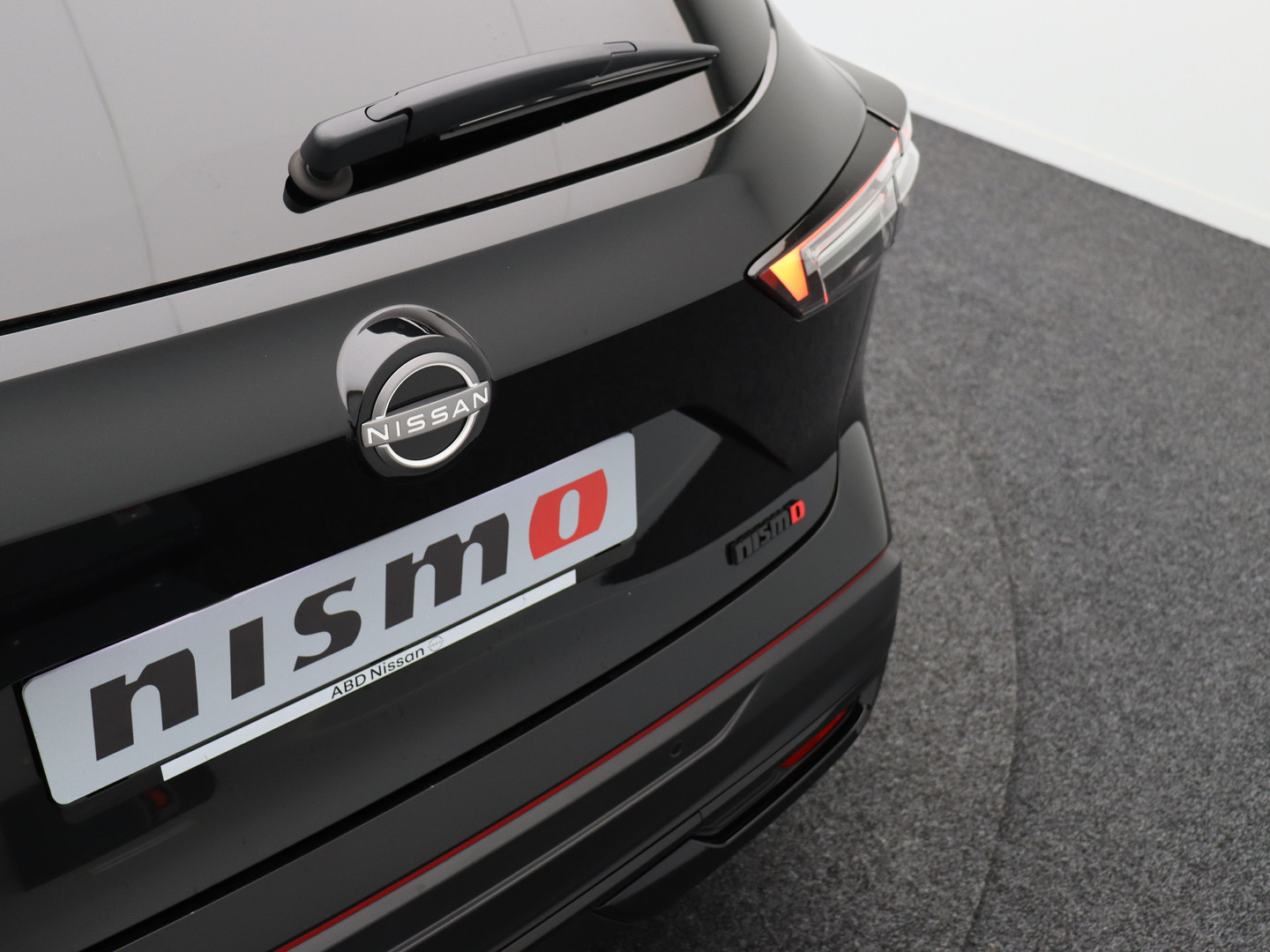 Nissan Nissan