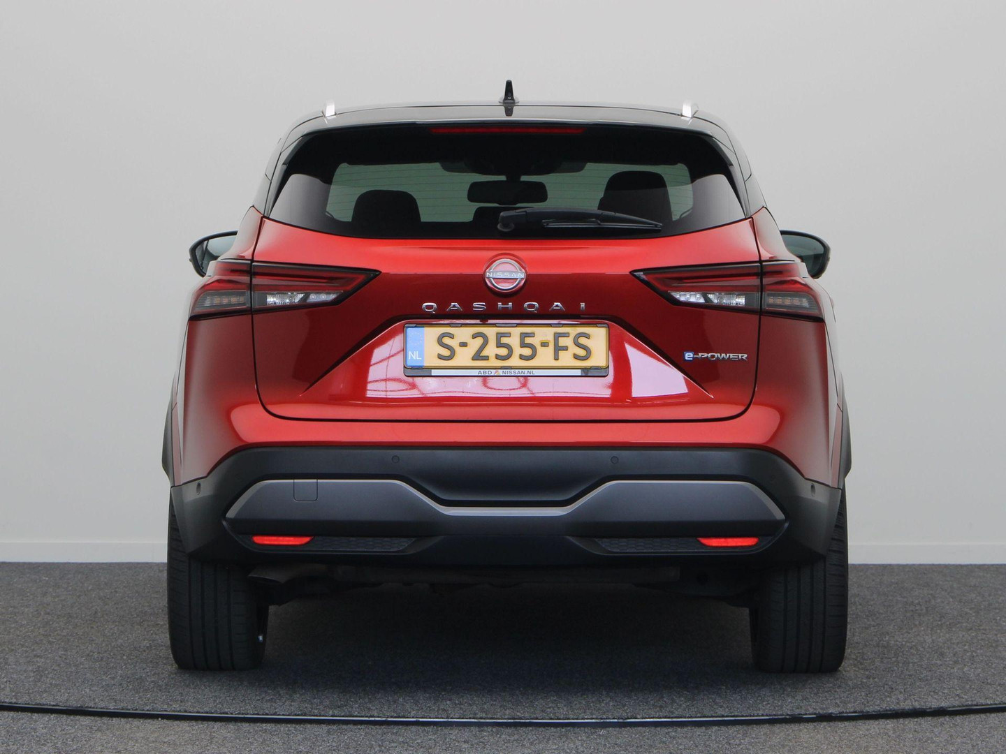 Nissan Nissan