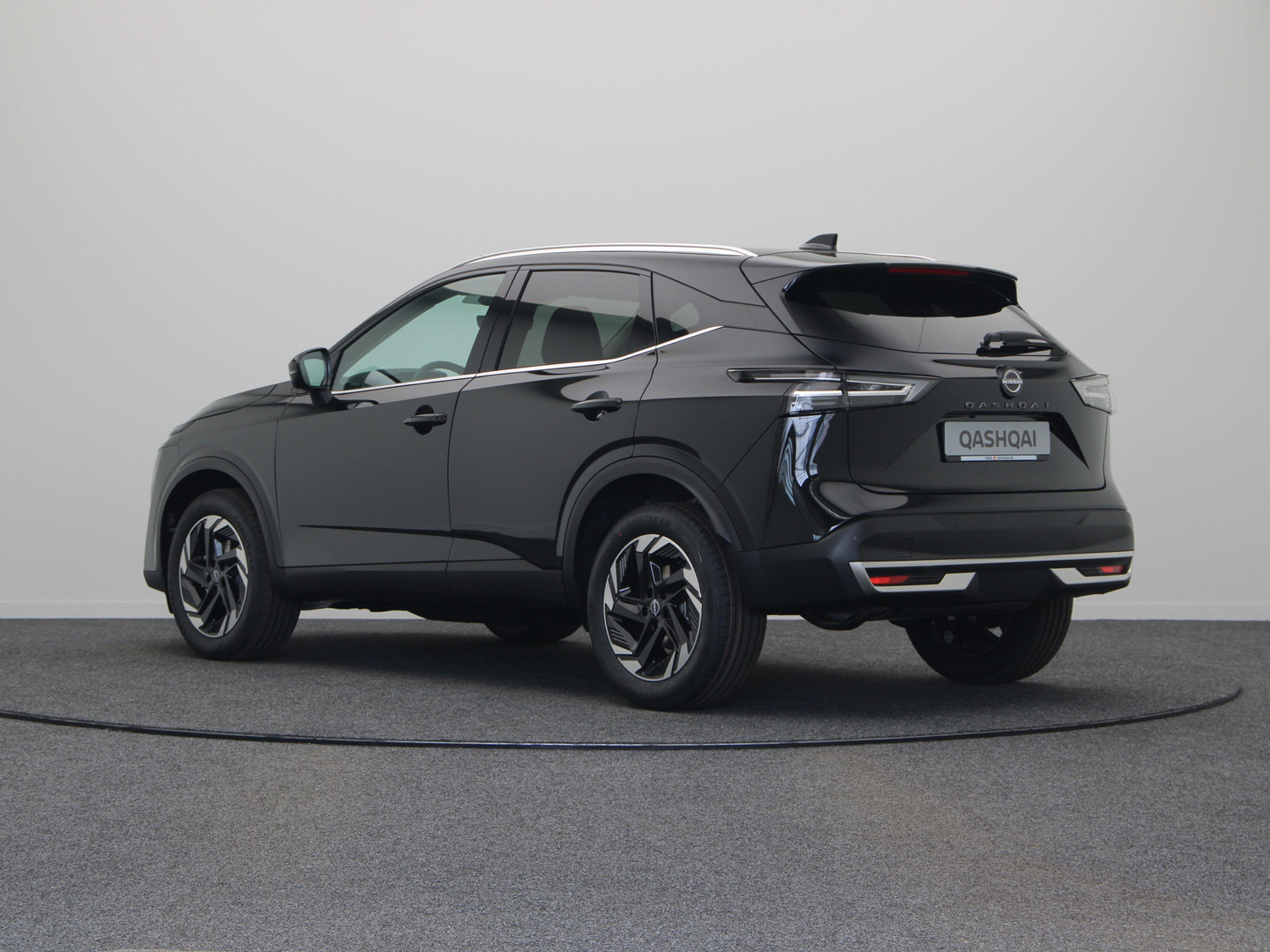Nissan Nissan