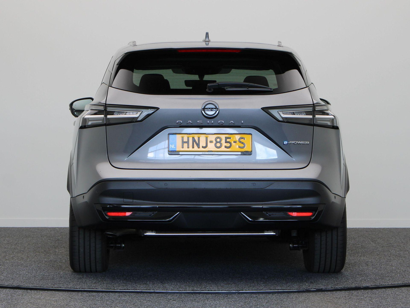 Nissan Nissan
