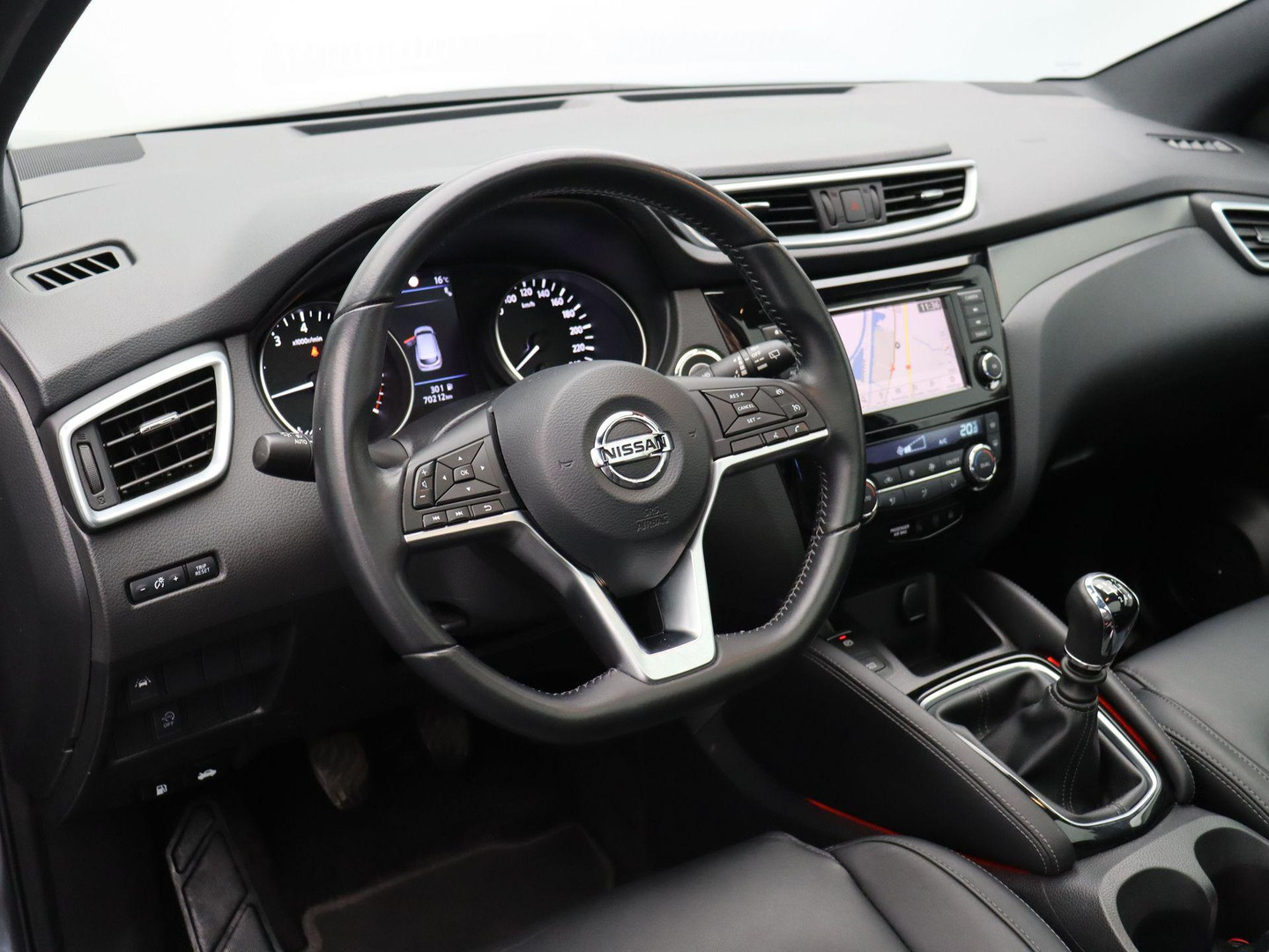 Nissan Nissan