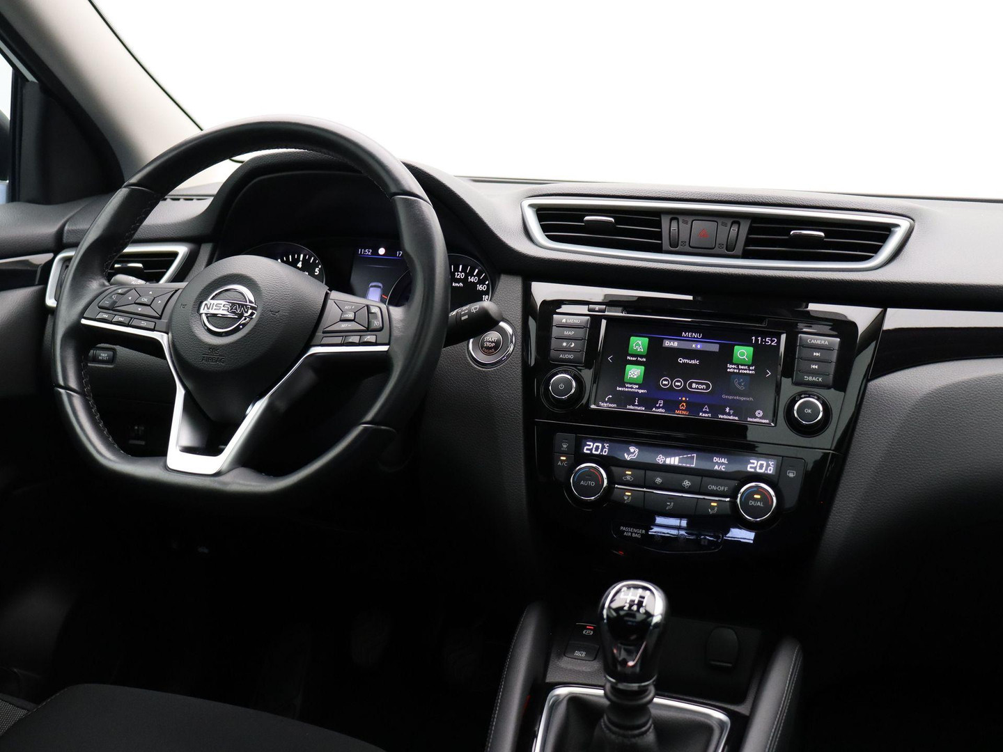 Nissan Nissan