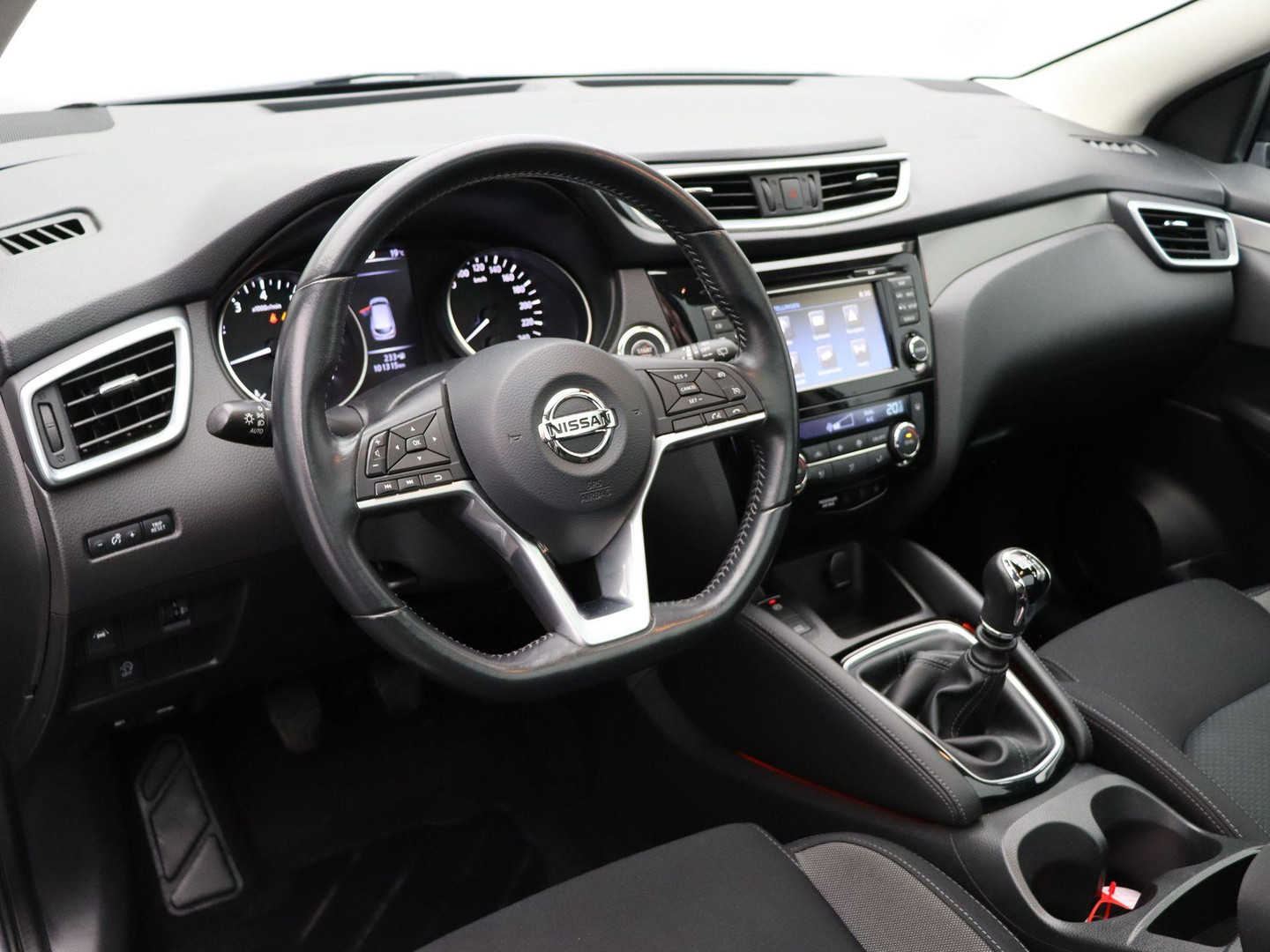 Nissan Nissan