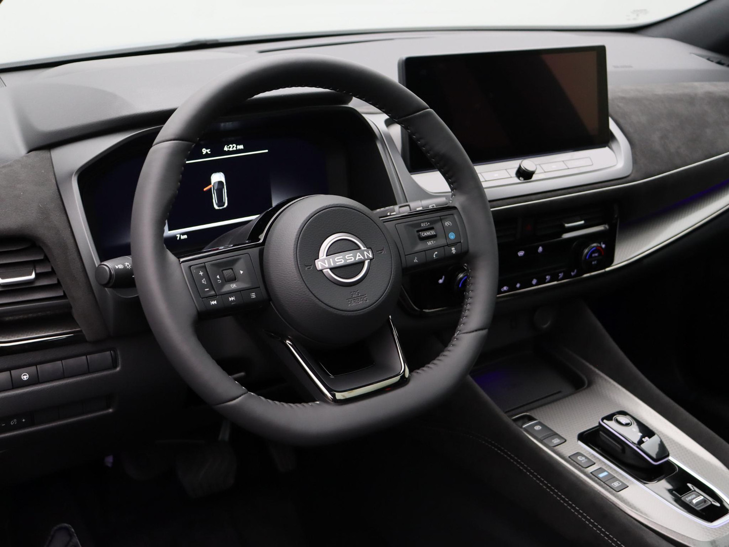 Nissan Nissan