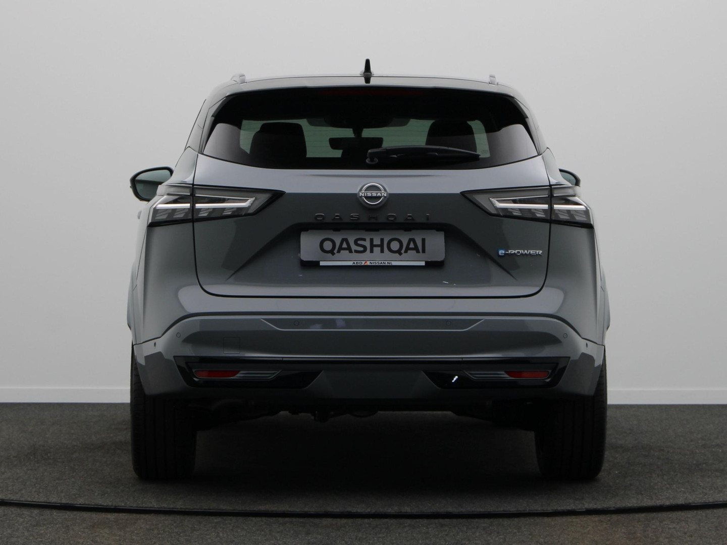 Nissan Nissan