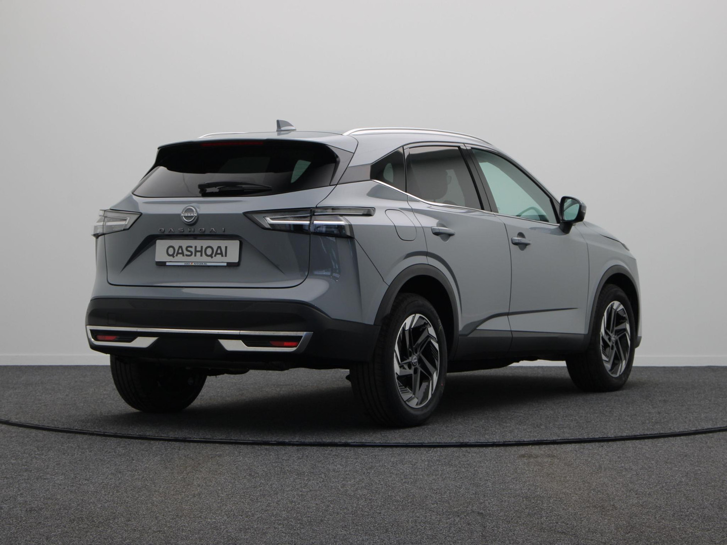 Nissan Nissan