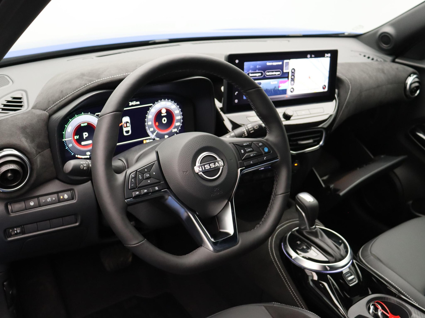 Nissan Nissan