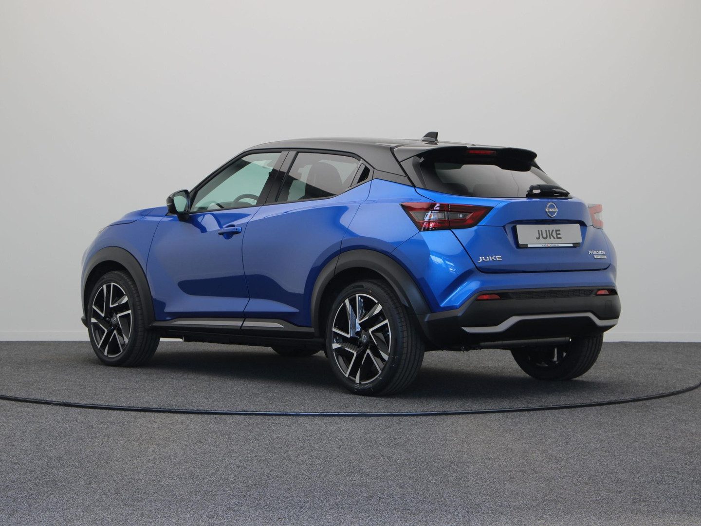 Nissan Nissan