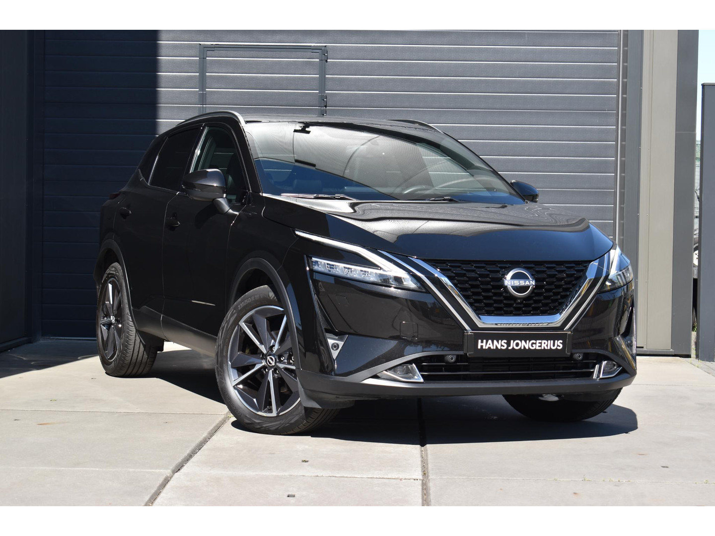 Nissan Nissan