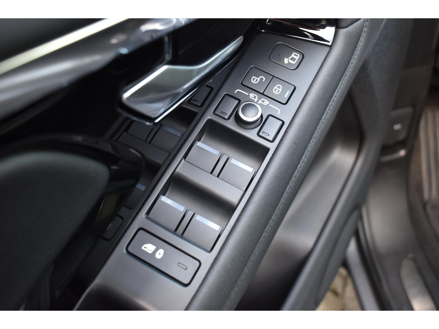 Land Rover Land Rover