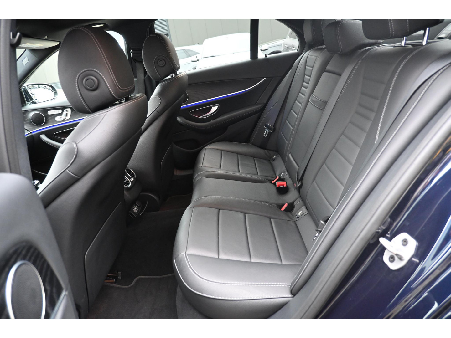 Mercedes-Benz Mercedes-Benz