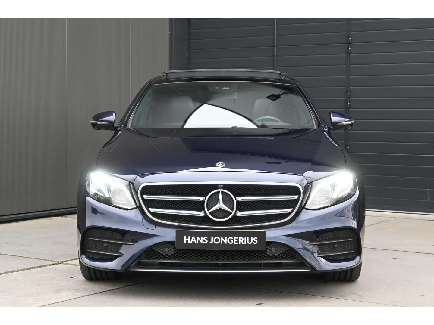 Mercedes-Benz Mercedes-Benz