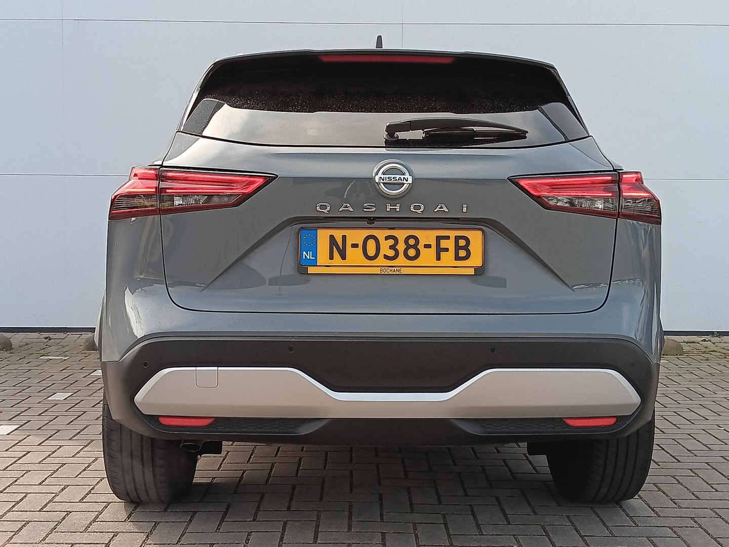 Nissan Nissan