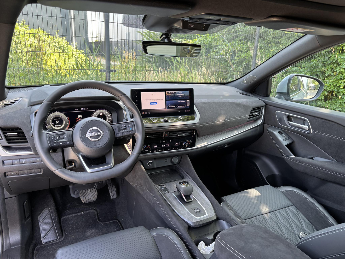 Nissan Nissan