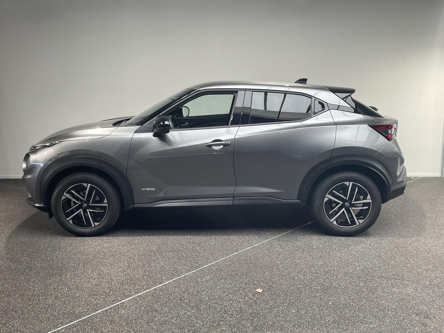 Nissan Nissan