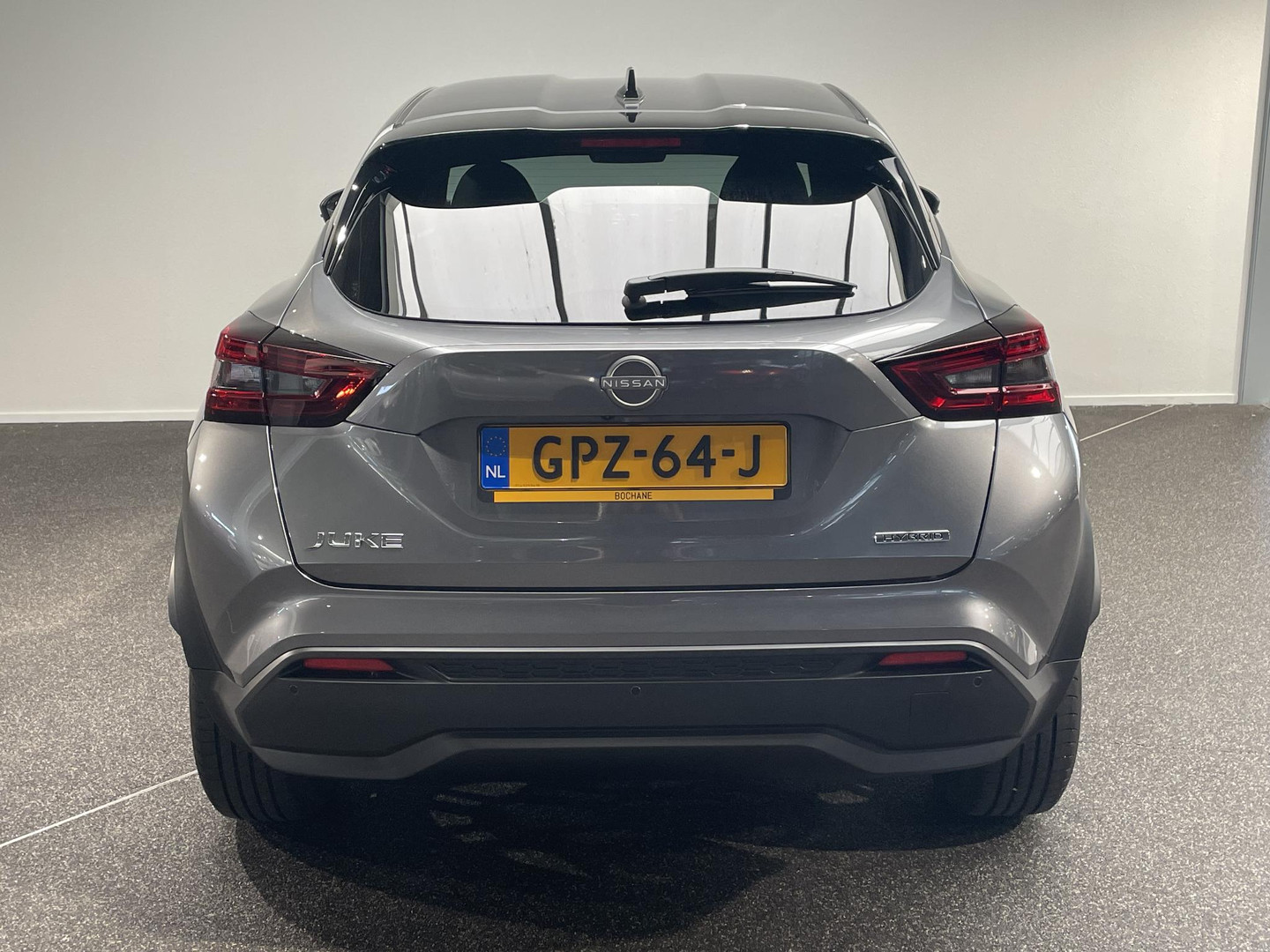 Nissan Nissan