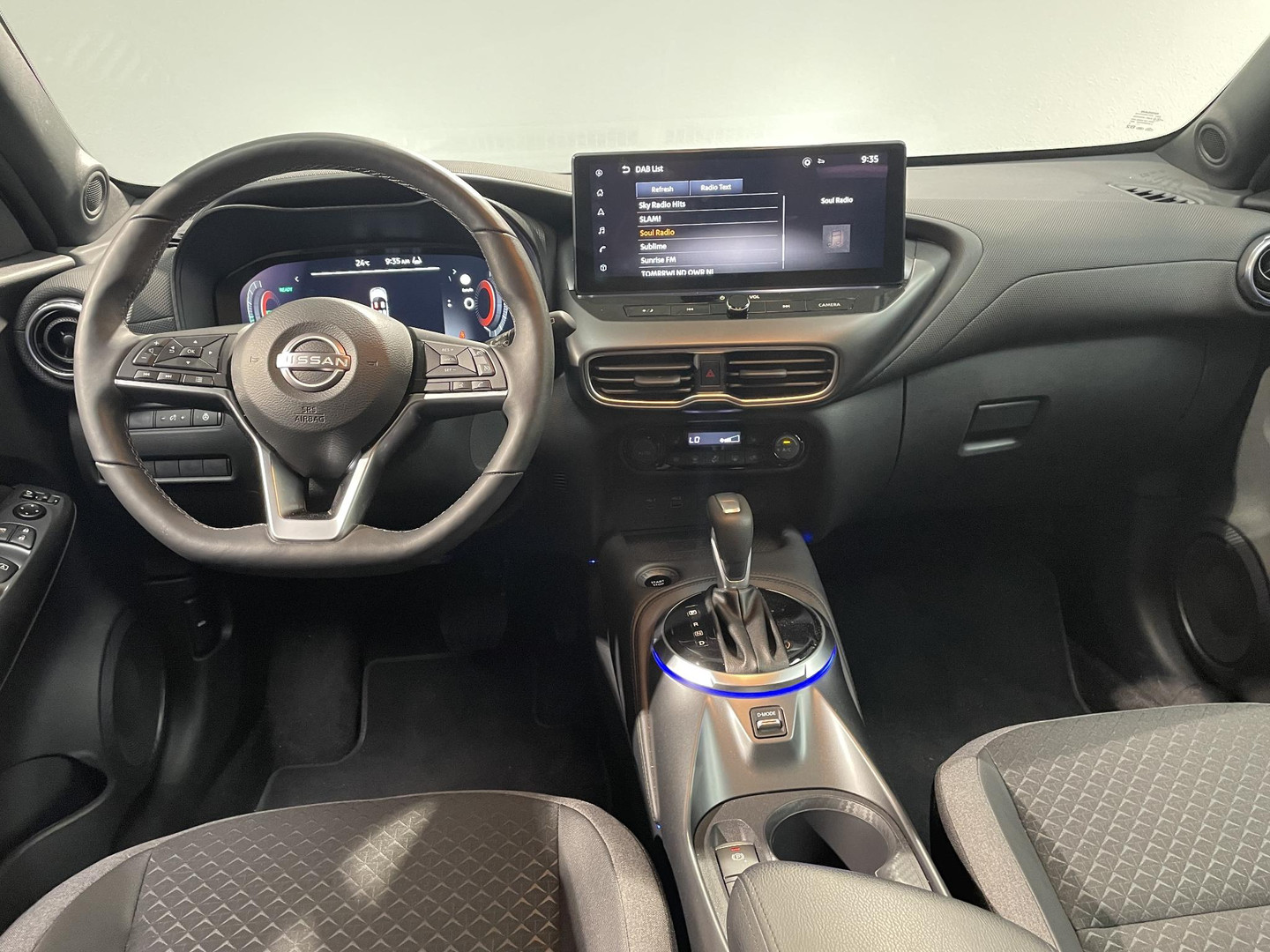 Nissan Nissan