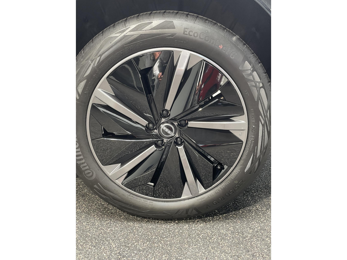 Nissan Nissan
