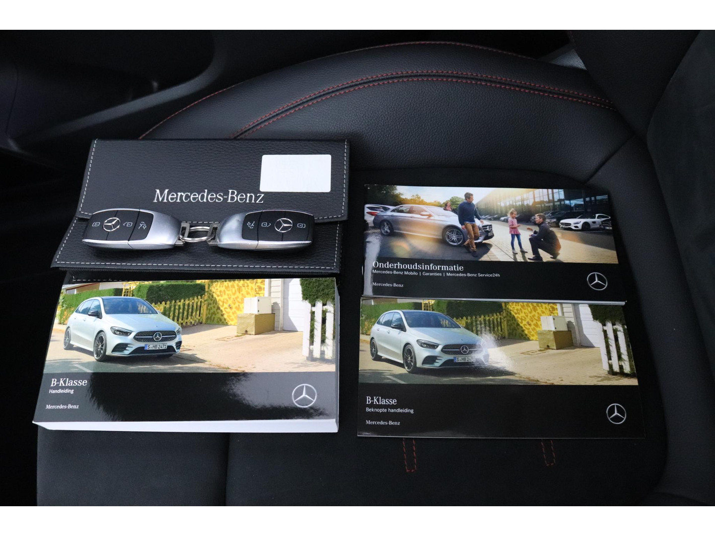 Mercedes-Benz Mercedes-Benz