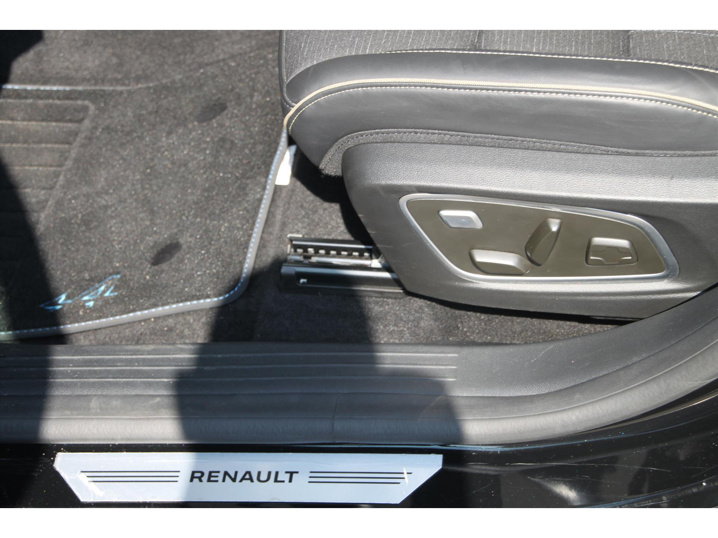 Renault Renault