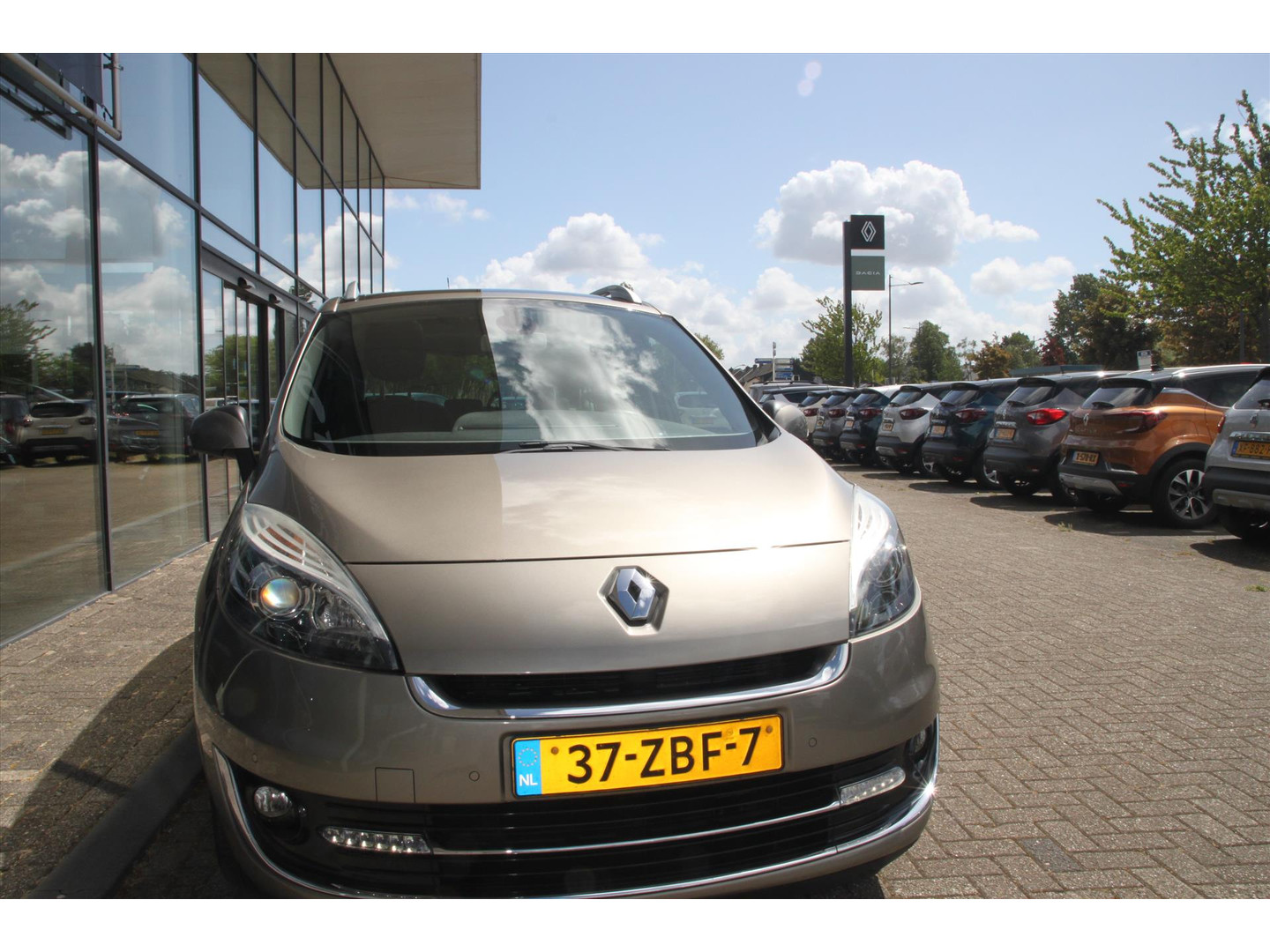 Renault Renault