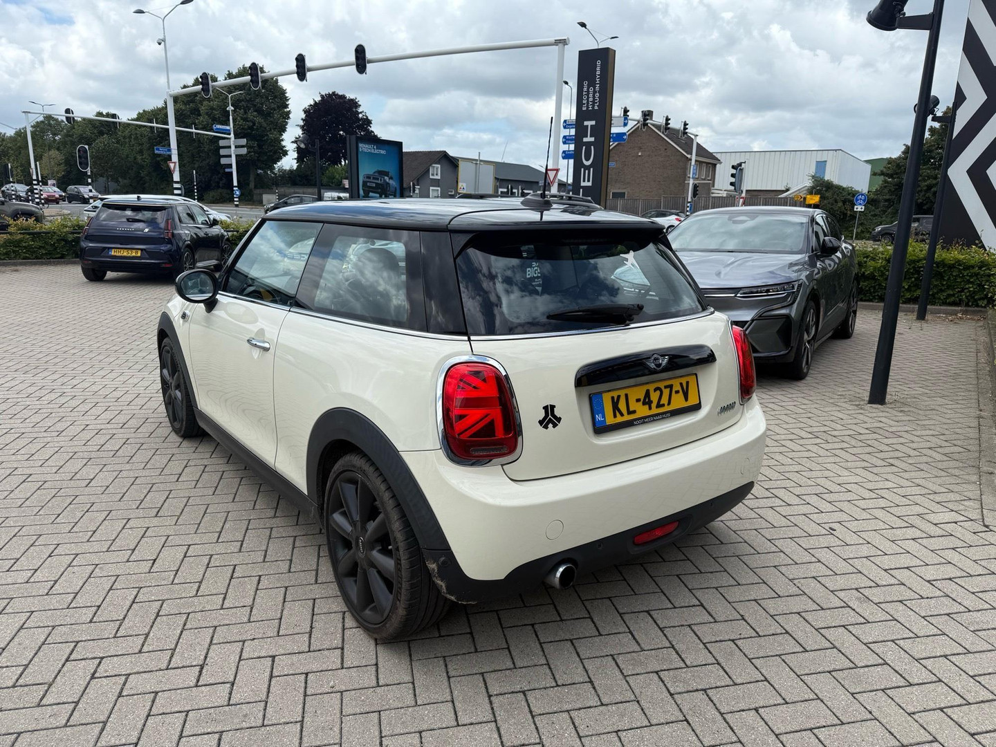 MINI