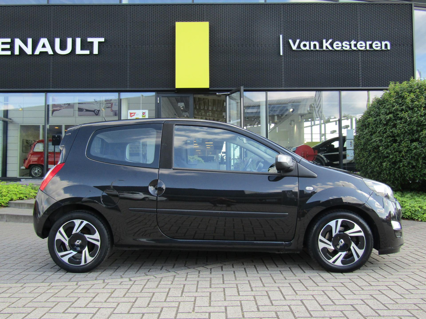 Renault Renault