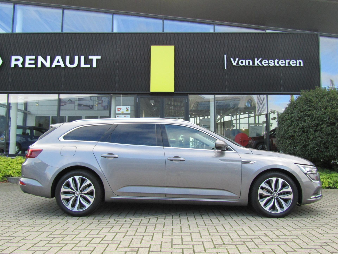Renault Renault