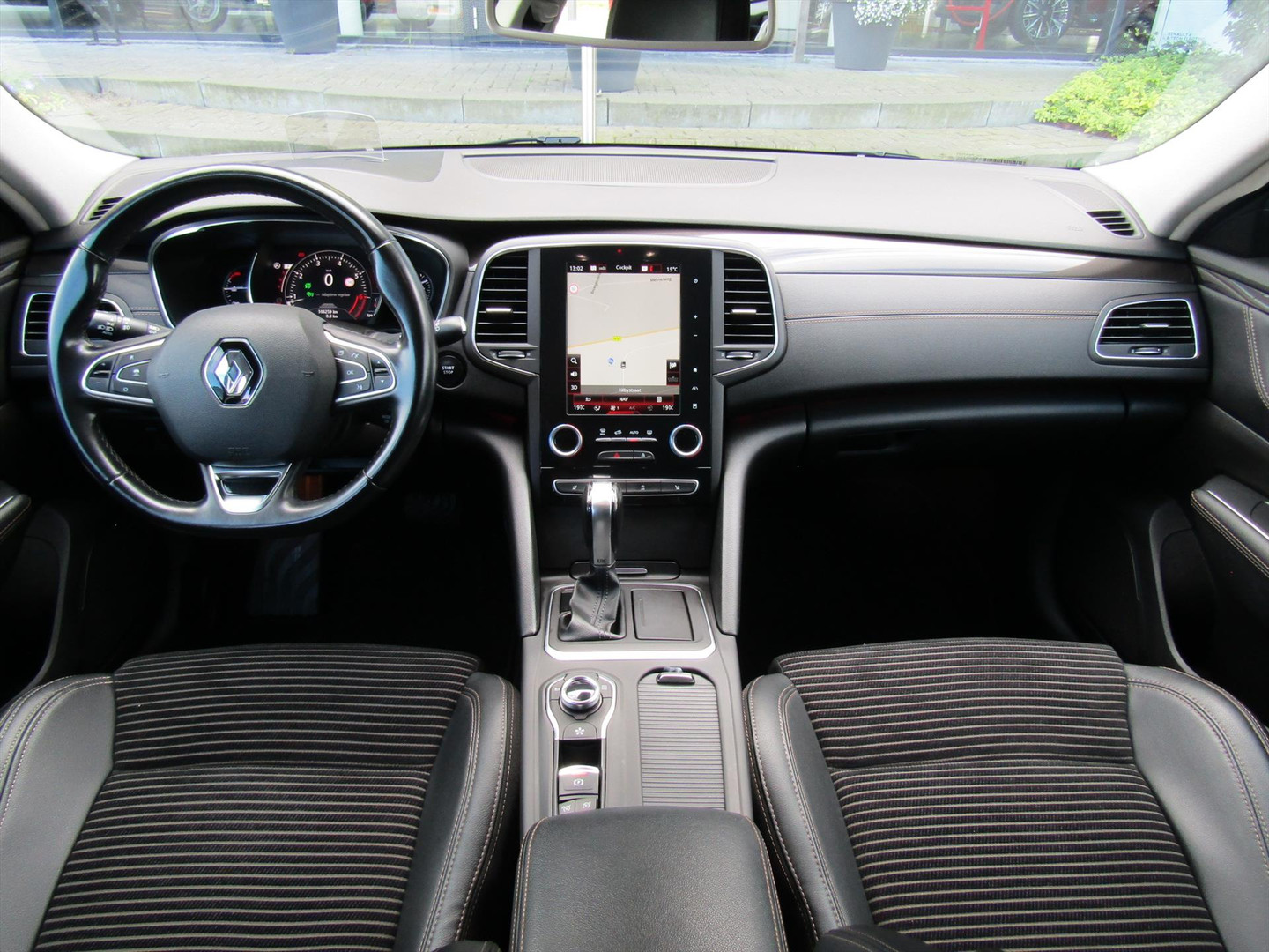 Renault Renault