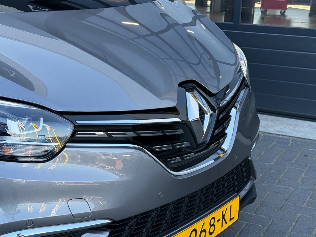 Renault Renault