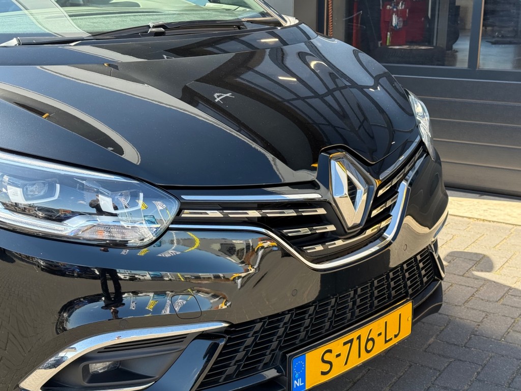 Renault Renault