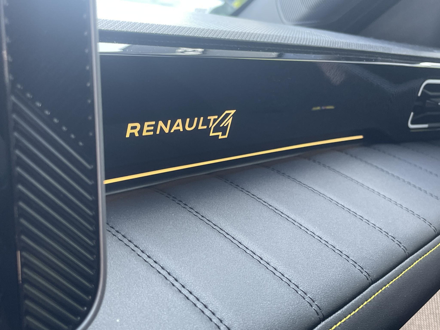 Renault Renault