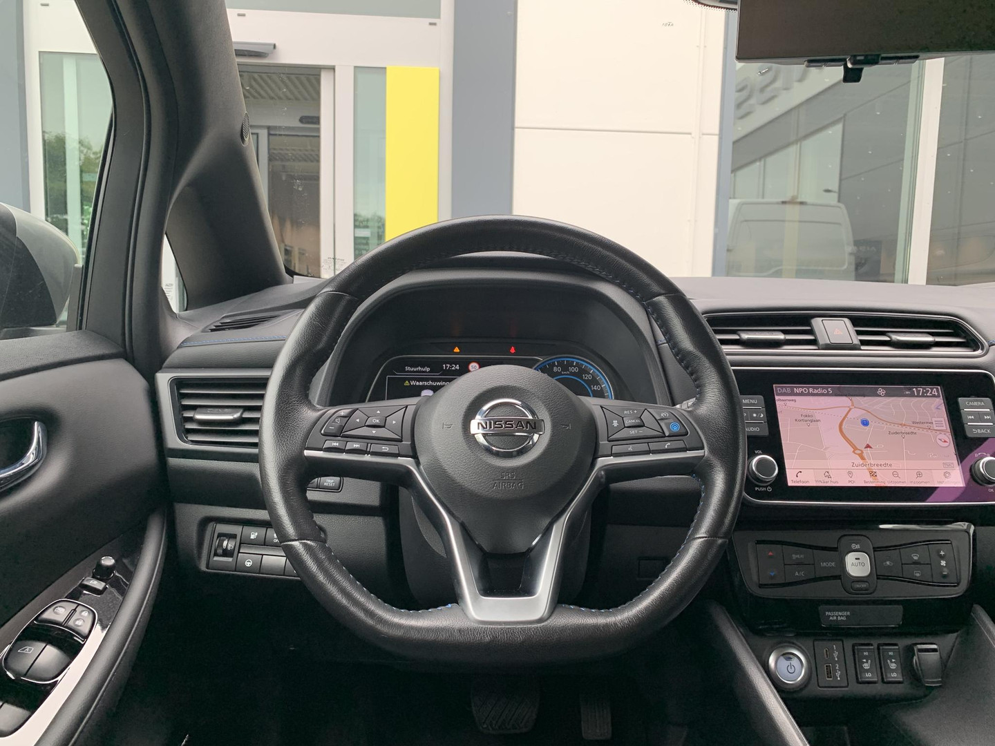 Nissan Nissan