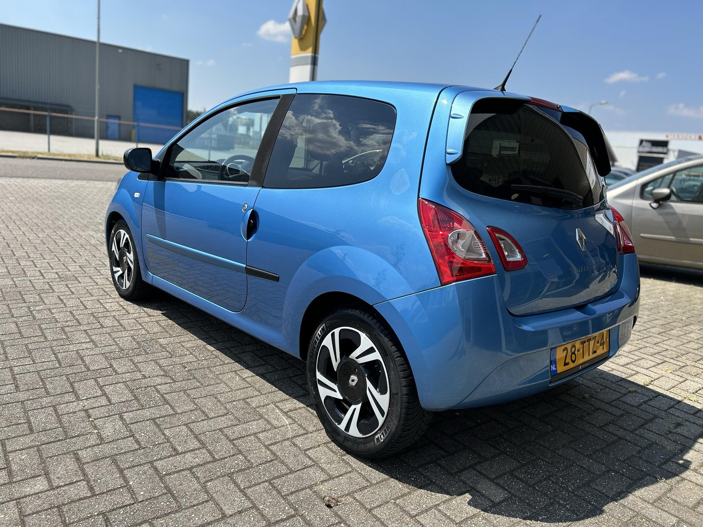 Renault Renault