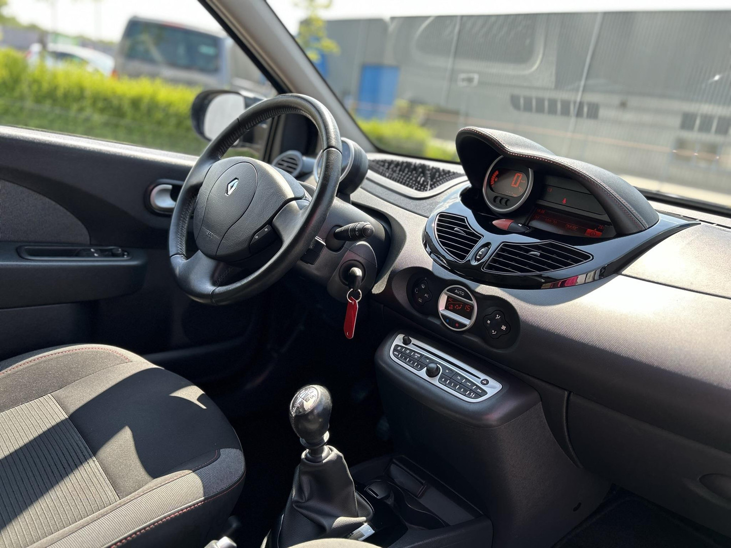 Renault Renault