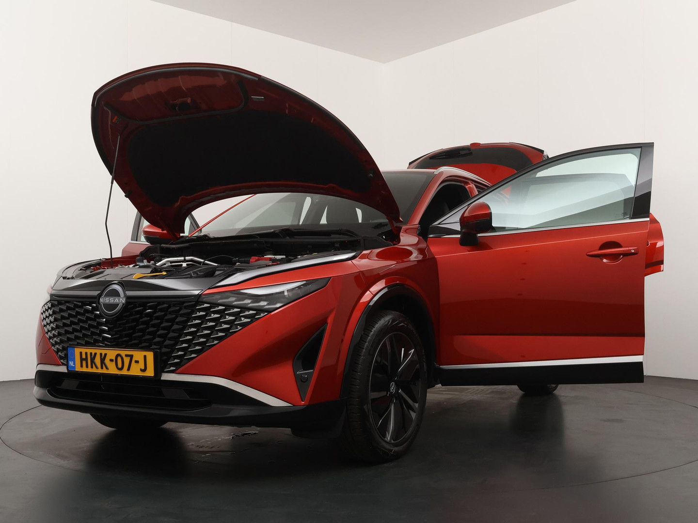 Nissan Nissan