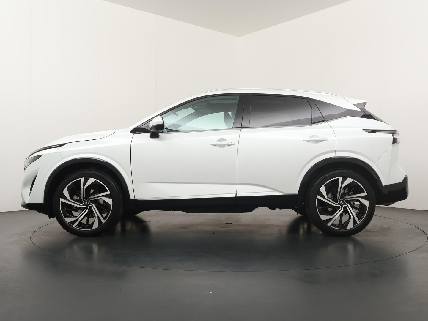 Nissan Nissan