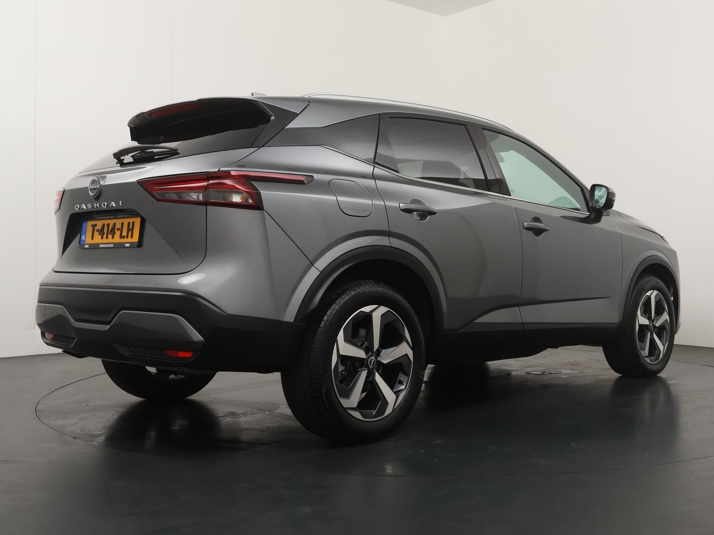 Nissan Nissan