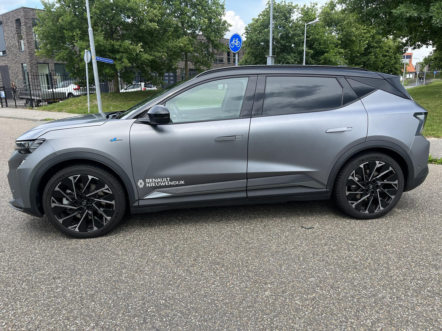Renault Renault