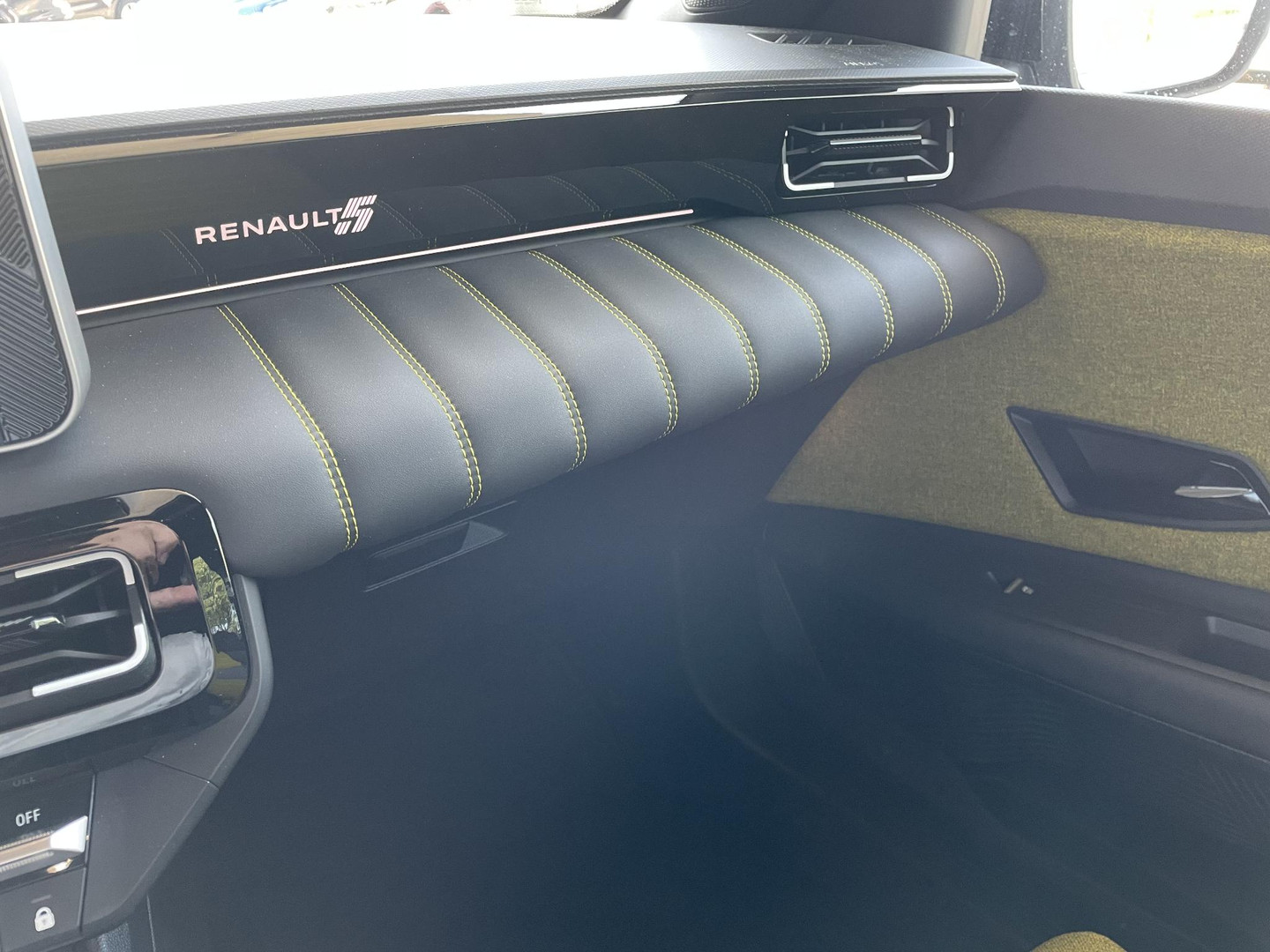 Renault Renault