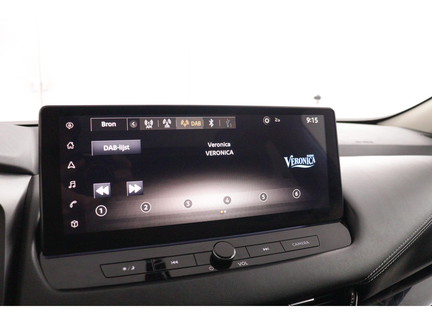 Nissan Nissan