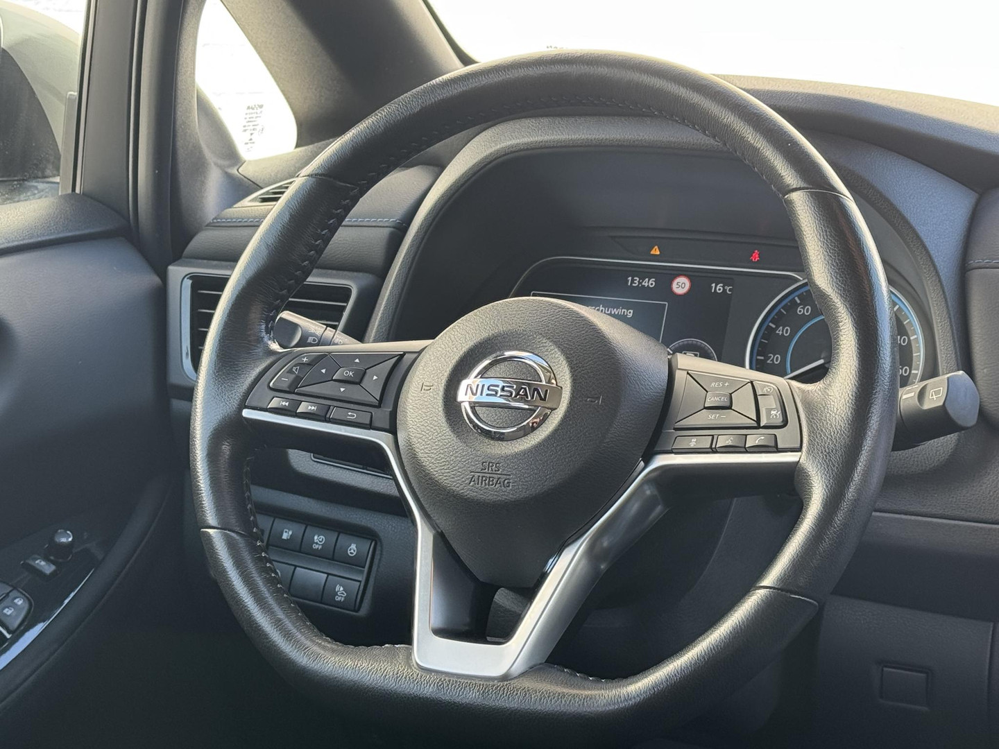 Nissan Nissan