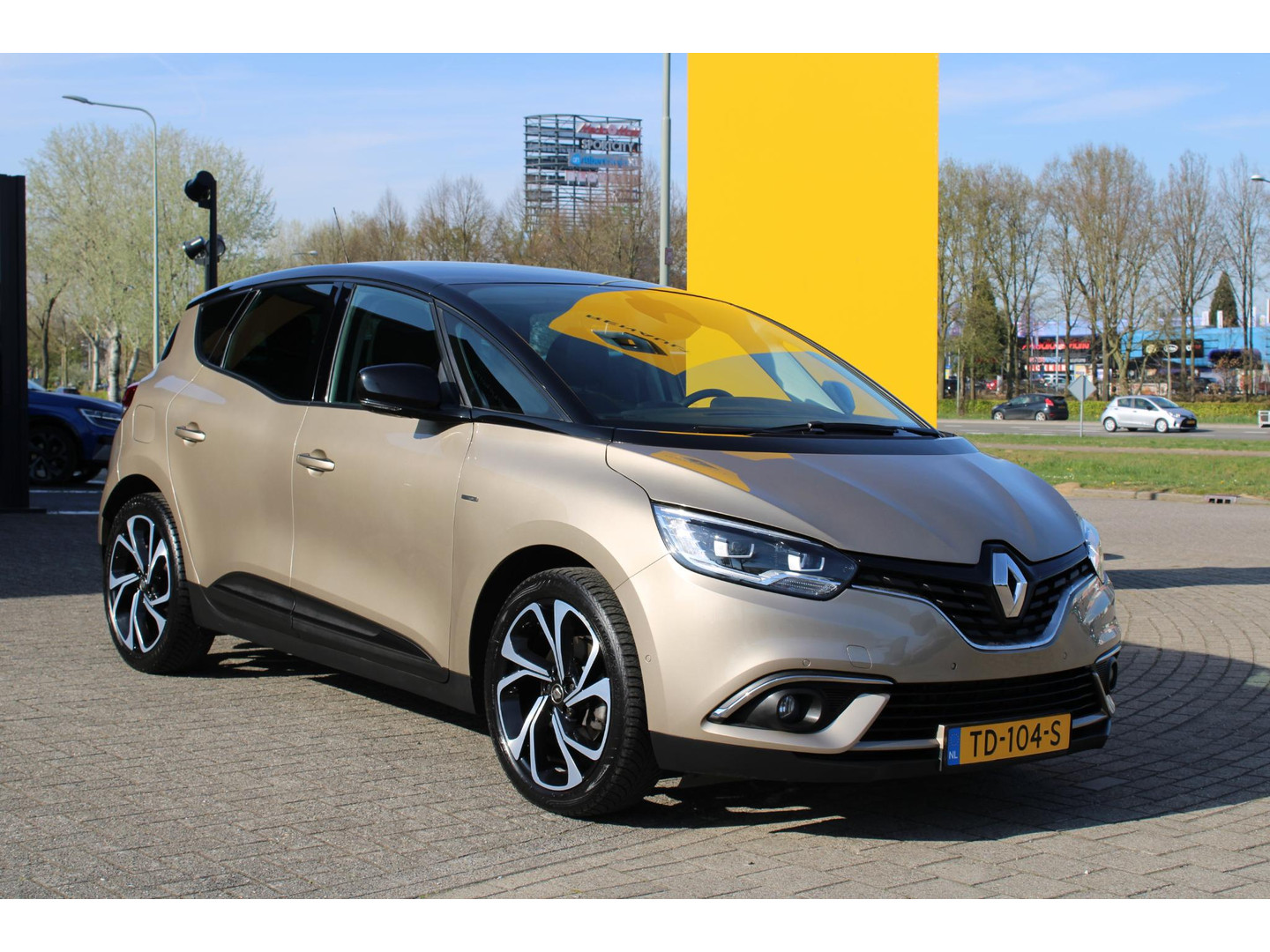 Renault Renault