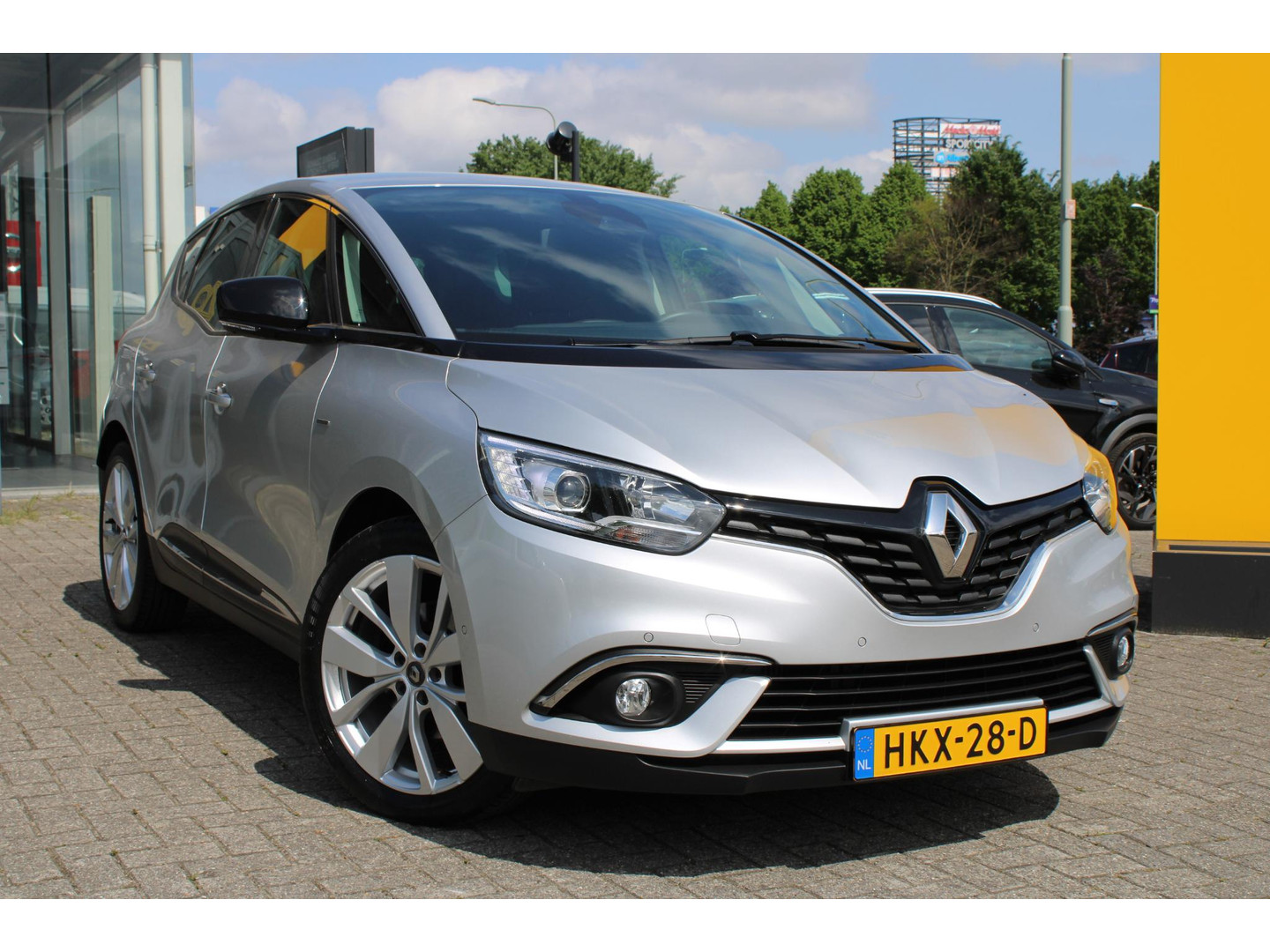 Renault Renault